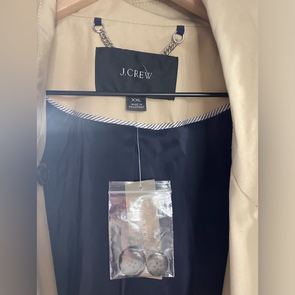NWT J. Crew|| Short Icon Trench Coat, Size XXL - Picture 5 of 10